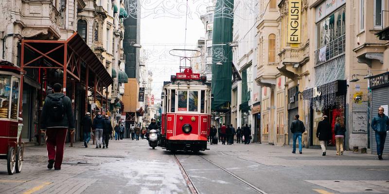 里斯本本田经销商：长途旅行前不可忽视的专业车辆安全检查清单